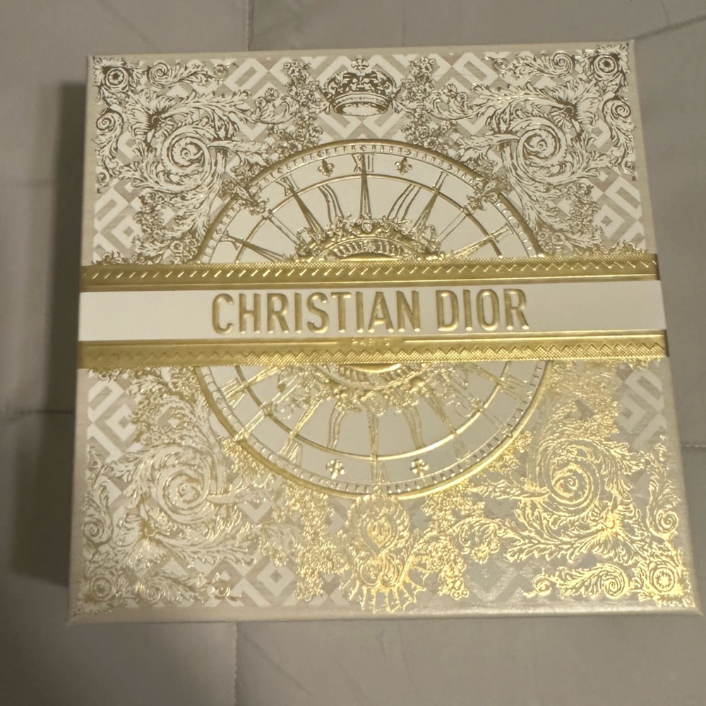 Dior Box